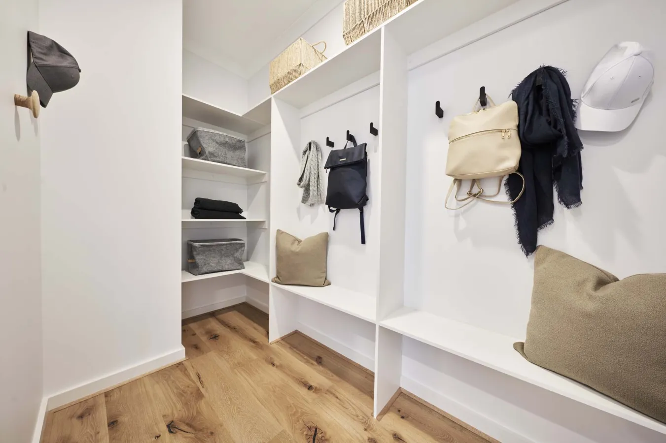 VIC_MtDuneed_Empire42_Internals  10346.jpg