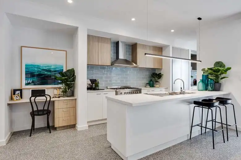 coastal brick bond tiling